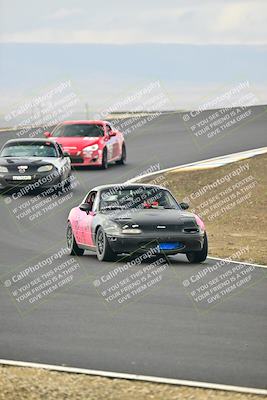 media/Jan-26-2025-CalClub SCCA (Sun) [[cfcea7df88]]/Group 1/Race/